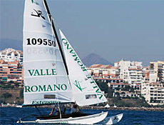 El litoral de Estepona acoge la Regata EuroCat 2007, Clase Catamarán